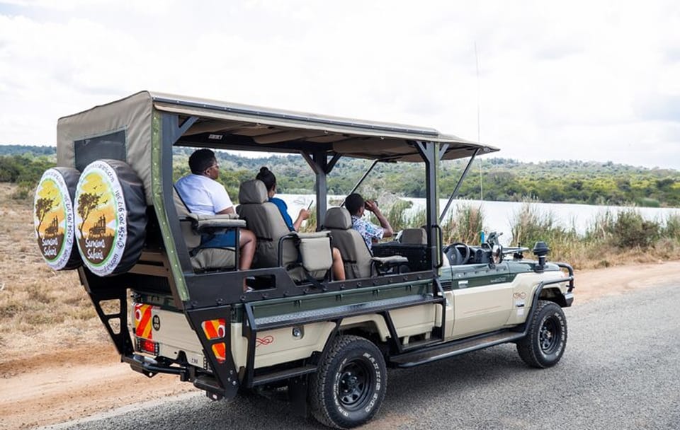 Nairobi National Park Game Drive in Open Safari Jeep
