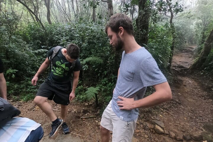 Knuckles Day hiking tour