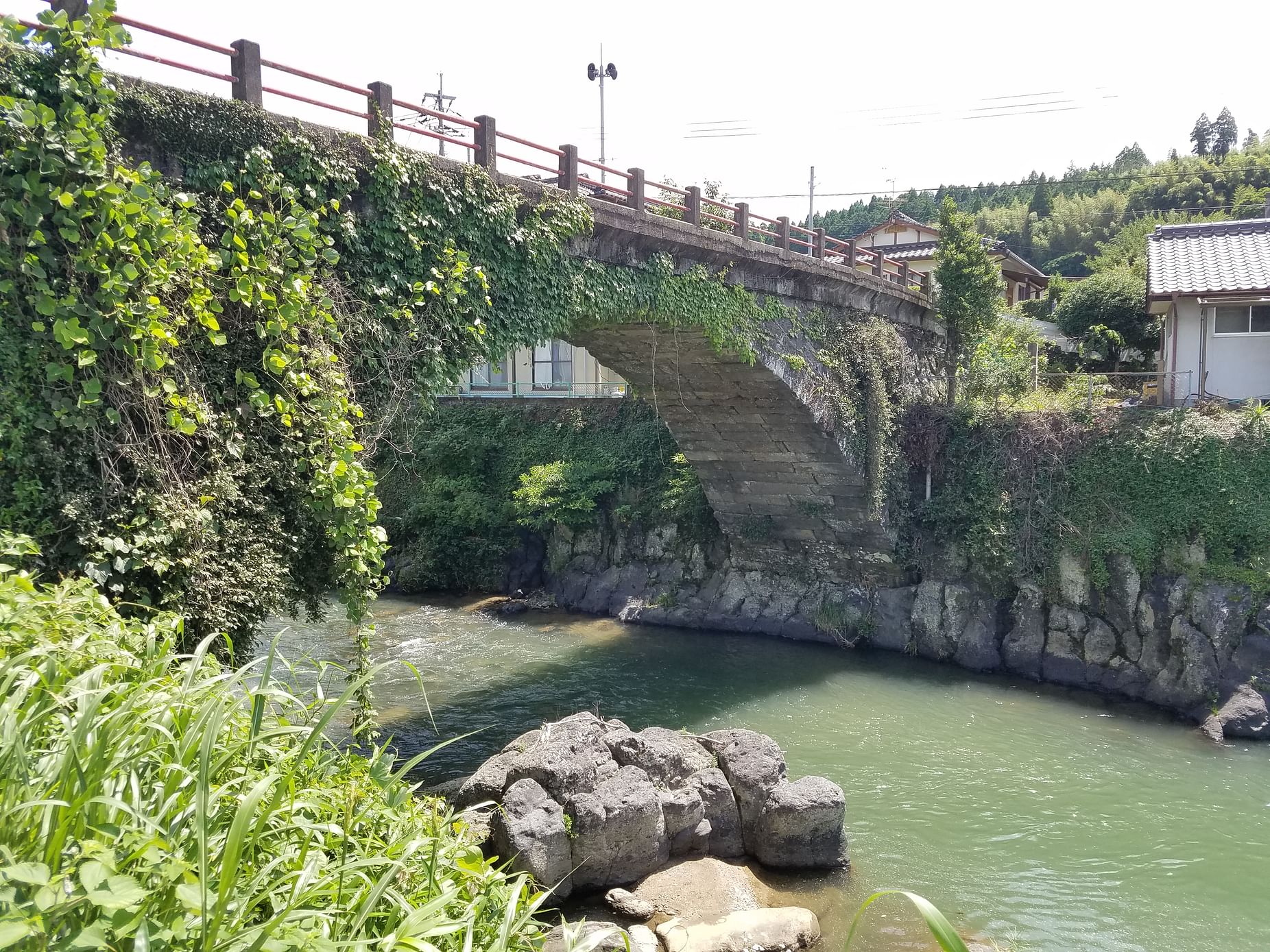 案内人と歩く④文教の里石橋散策コース（約１時間）