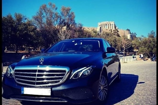 Limousine Service from Athens Airport to Plaka, Monastiraki photo 2