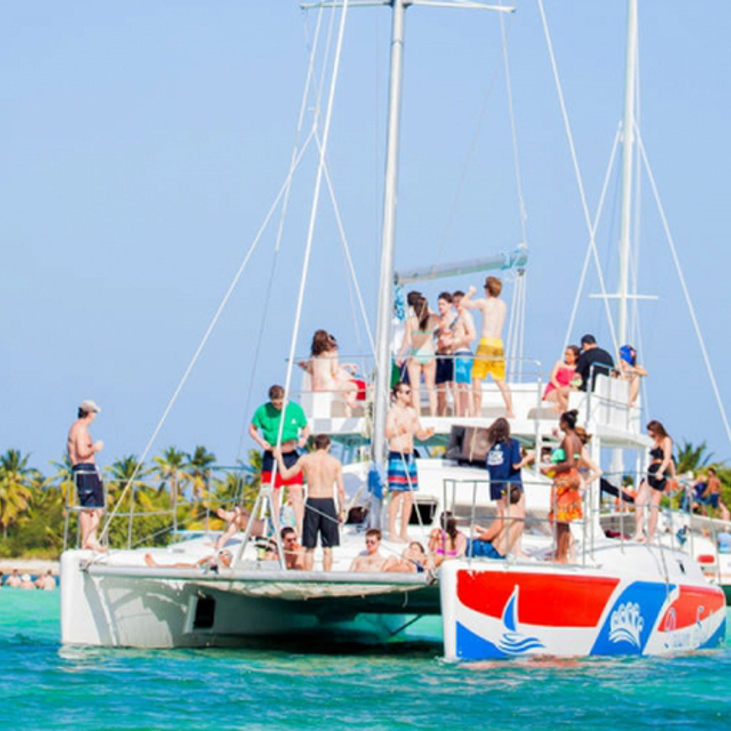 catamaran tour punta cana