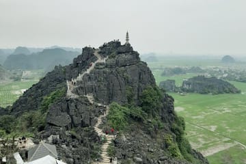 Ninh Binh day trip: Hoa Lu, Tam Coc boat ride and bike tour
