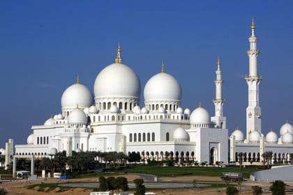 Abu Dhabi Day Tour from Dubai with Ferrari World Access