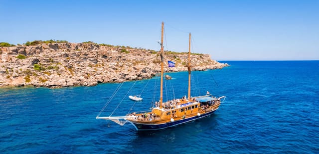 Fernandes Gozo, Comino & The Blue Lagoon Cruise (Full Day Including Open Bar & Buffet Lunch)