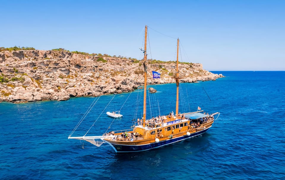 Full-Day Gozo, Comino & Blue Lagoon Cruise from Sliema