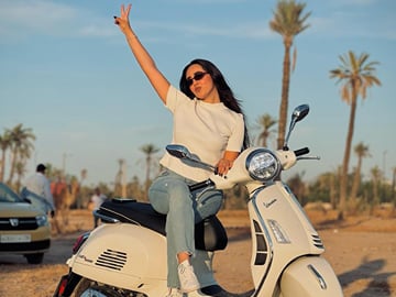 Marrakech Vespa Tour – Medina & Palmeraie Adventure