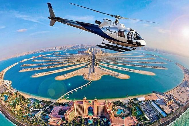 Recorrido en helicóptero por Dubái: vuelos de 12, 17 y 22 minutos sobre lugares emblemáticos