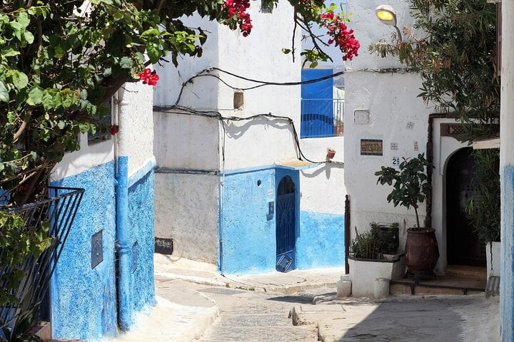Charming blue alley of Rabat, symbol of authenticity and Moroccan traditions.