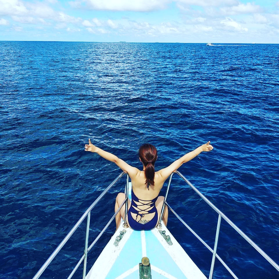 Maldives Dolphin Cruise, Sandbank Adventure & Local Island Tour