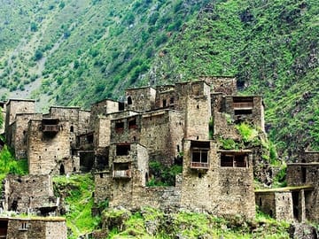 4 Full days in Georgia with private tour, free aiport