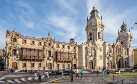 Private 8-Day Andean Trilogy Tour in Lima, Cusco, and Aguas Calientes