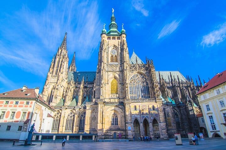 Self-Guided Audio Tour - Prague Castle District 7
