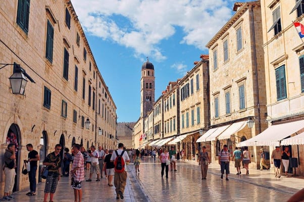 Private Dubrovnik Sightseeing and Old Town Walking Tour - Day Trip from Split