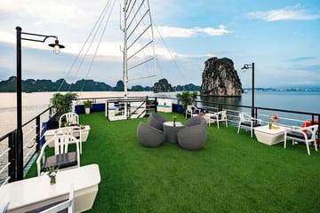 Halong Bay Day Tour By 5-Star Cruise, Buffet, Caves, Pool & Kayak