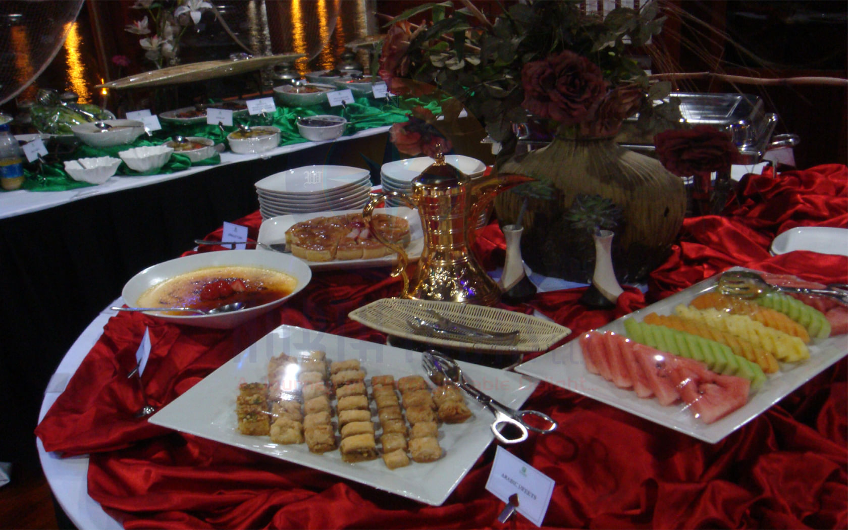 Dubai Canal Dinner Cruise (new) with Daytur