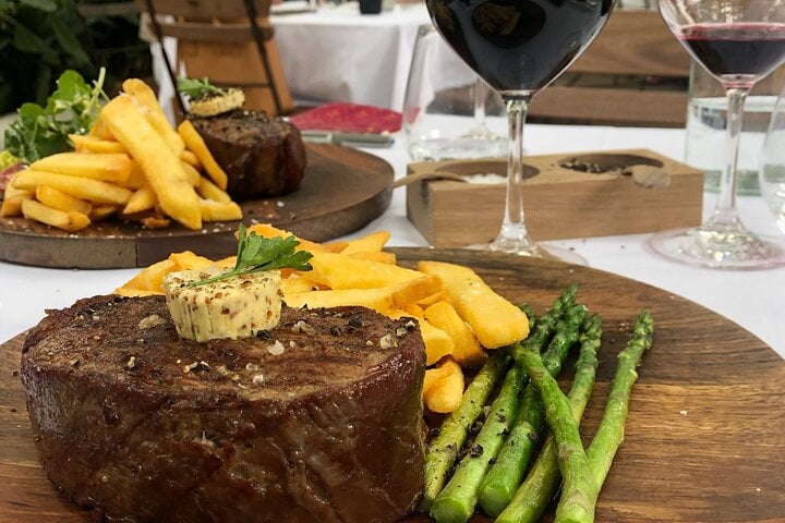 Bella Private Tours: Private Stellenbosch Wine Route Day: Spier, Rust en Vrede, Delaire Graff & Tokara — Stellenbosch - Photo 8