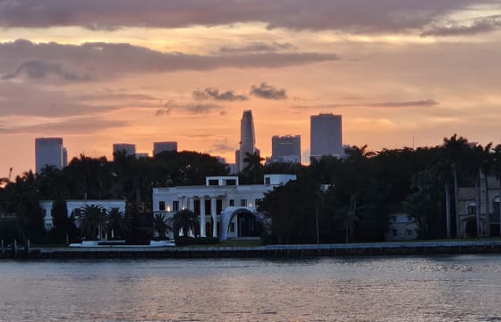 Miami Hop on Hop off Sunset Cruise of Biscayne Bay and Millionaires’ Homes