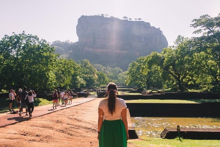 Sigiriya Rock Fortress and Cave Temples Private Day Trip