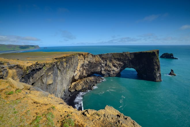 Private South Coast Adventure with Black Pizza and Glacier Hike