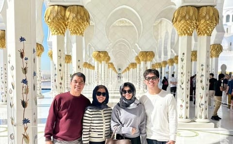 Sheikh Zayed Grand Mosque Private Full-Day City Tour, Abu Dhabi