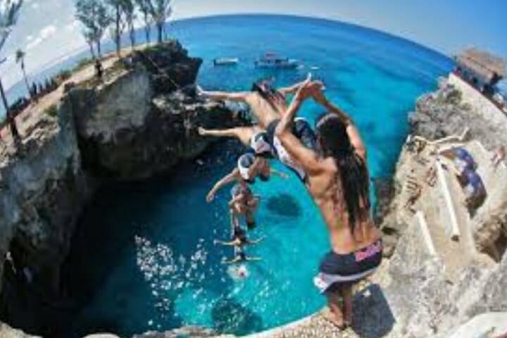 Negril Seven Mile Beach & Rick's Cafe Tour 6