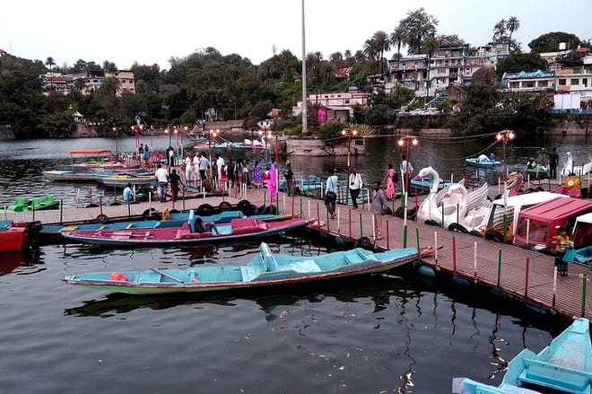 Nakki Lake in Mount Abu