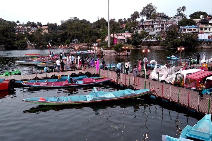 Nakki Lake in Mount Abu