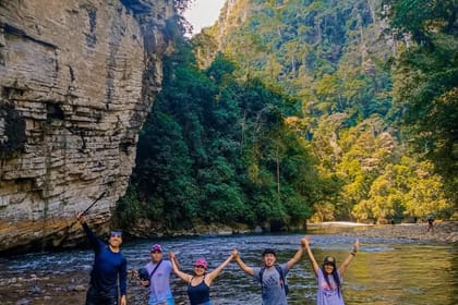 Tin-01 : Rio Derrepente’s Hidden Waterfalls – Paradise Unveiled