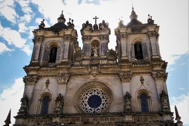 Alcobaça and Batalha Monasteries Private Tour 6