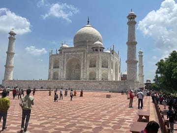 Private Full Day Tour of Taj Mahal and Agra Fort from Delhi