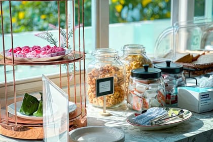 Phuket: James Bond Island and Canoeing Day Tour by Boat