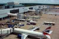 Gatwick Airport Private Transfers to/from London (Postcode N1-NW1-SE1) 10