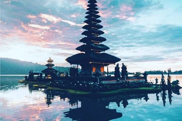 Explore Jatiluwih Rice Terraces and Beratan Lake Temple