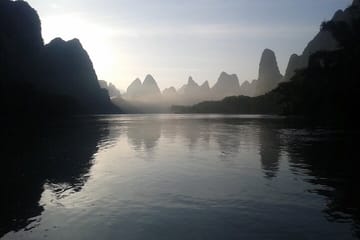 Guilin Classic Li River Day Tour with Xianggong Hill