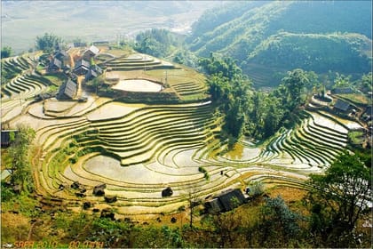 Sapa trekking tour 2 days 1 night by bus from Ha Noi
