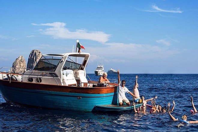 Capri boat tour with Blue Grotto: Fun & Swim (half day 4hours) 7