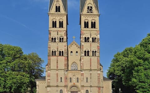 Private Walking Tour of Koblenz: Old Town and Rhine Promenade