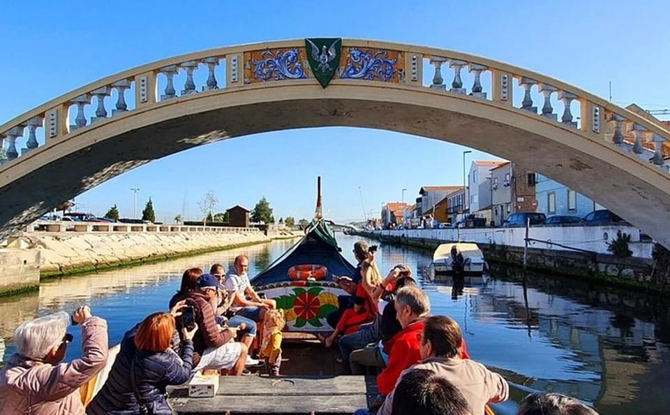 Full-Day Bus Tour from Porto to Aveiro and Costa Nova