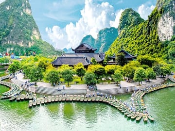 1 Day Private Ninh Binh Tour from Hanoi: Bai Dinh and Trang An