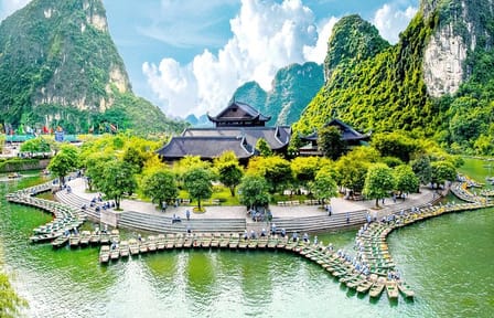 1 Day Private Ninh Binh Tour from Hanoi: Bai Dinh and Trang An