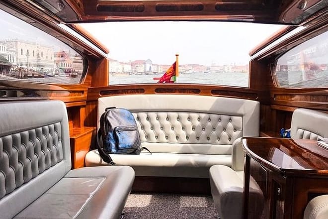 Venice Highlights : City tour and Grand Canal boat Experience 6