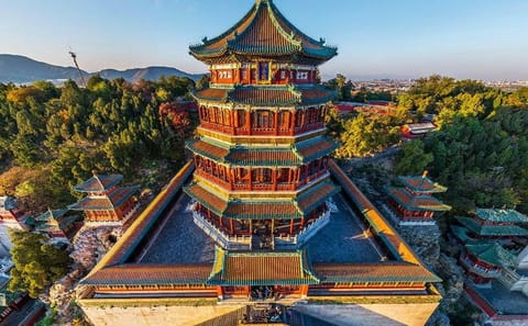 In-depth Tour of Tiananmen Square and Forbidden City Plus Cruise to Summer Palace