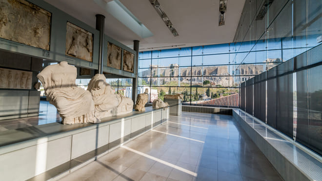 Acropolis and Acropolis Museum Tour 10
