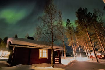 Sauna Experience and Homemade Dinner by the Lake in Kemijärvi