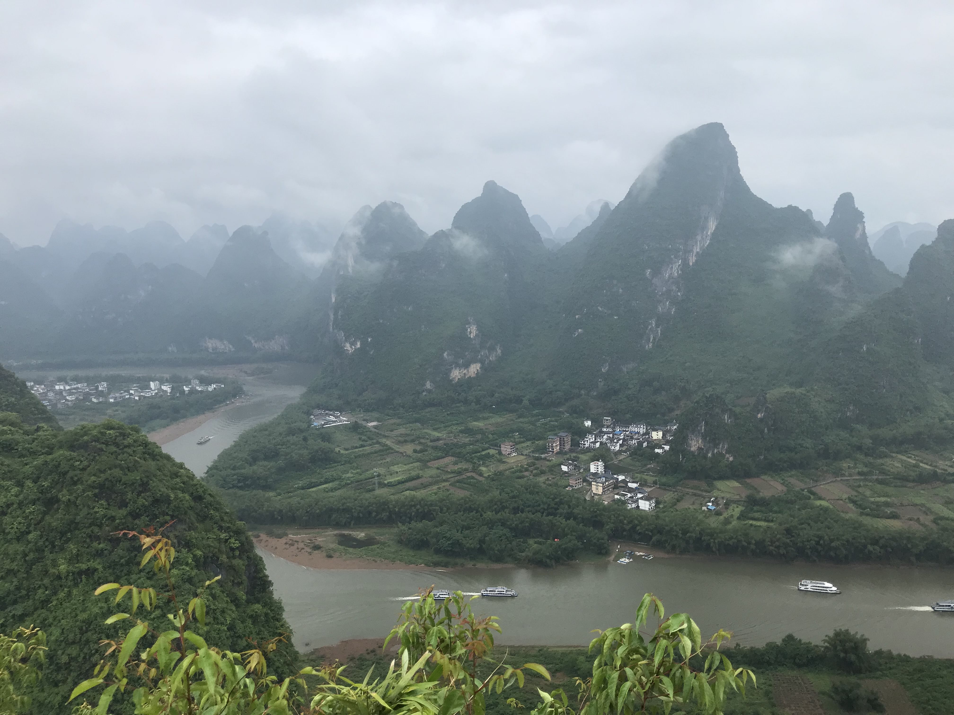 Private Day Tour to Yangshuo from Guilin: Yulong River, Li River Boat ...