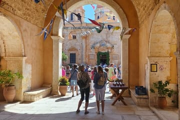 Private Wine Tasting and Scenic Tour in Chania, Greece