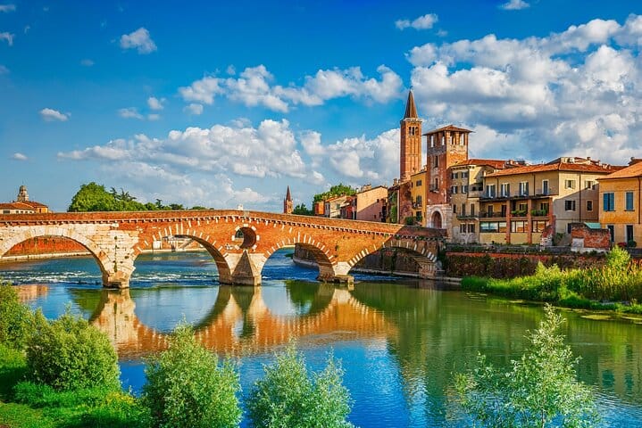 From Venice: Verona, Sirmione and Lake Garda Tour with Boat Cruise 7