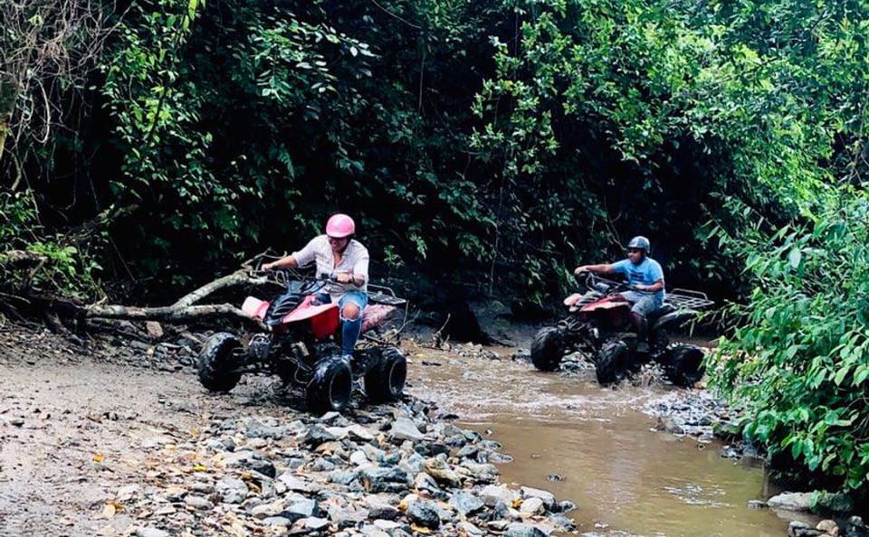 Private ATV Adventure Tour in Dixon Cove, Honduras