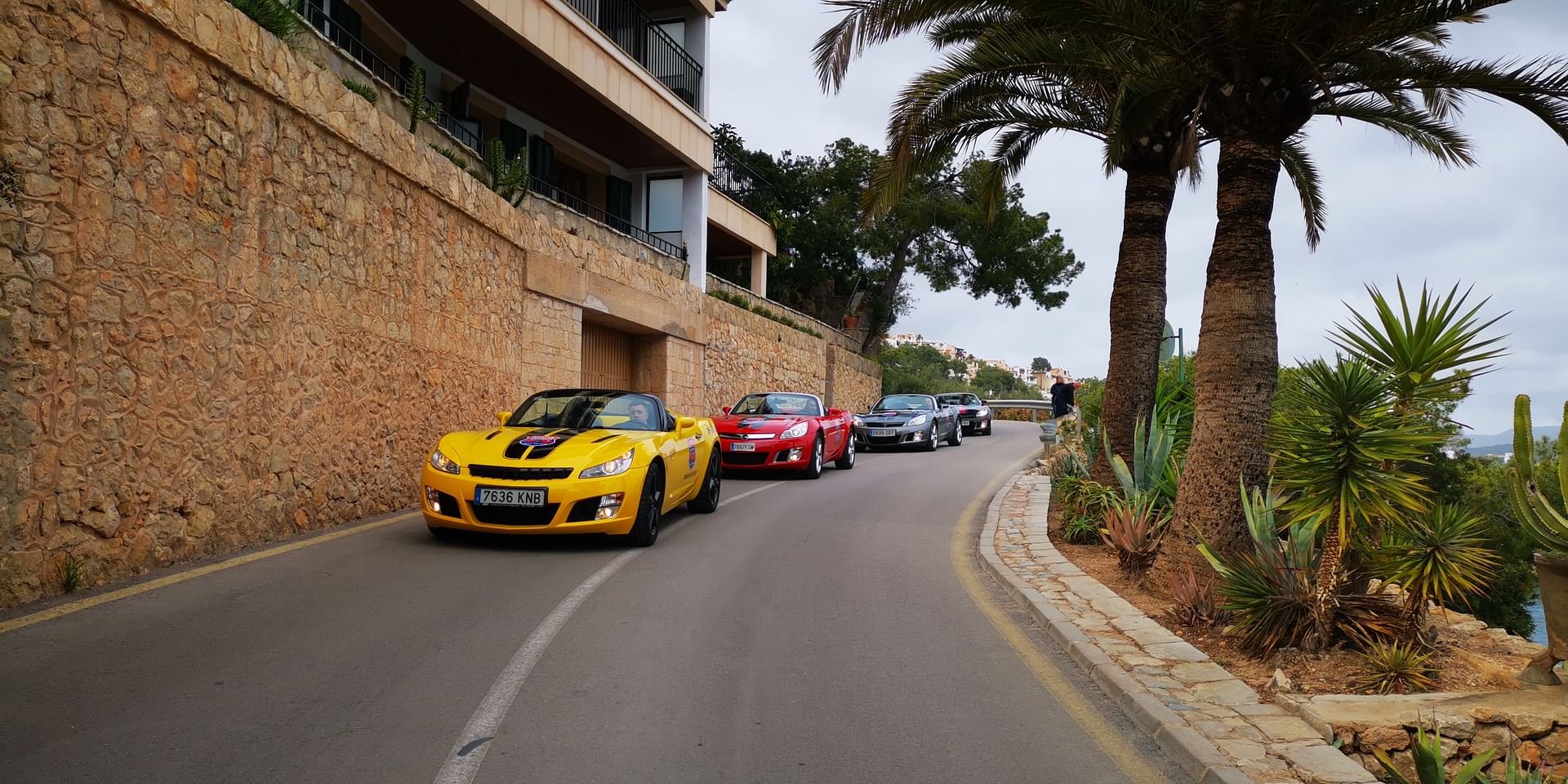 syg Topmøde skrå Discover Mallorca with a cabrio sports car driving experience! | Symbol  Travel