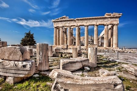 Athens, Delphi and Meteora, Spanish-speaking guide